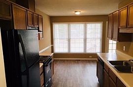 625 Kankakee Ct, Knightdale Rent 600 Deposit 600 Total 1200 in Knightdale, NC (Photo 7 of 9)