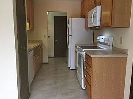 6318 Putnam Rd, Madison, Wi 53711 3 Beds 1 Bath -- Sqft in Madison, WI (Photo 6 of 8)