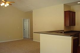  604 Cromwell Dr, Spartanburg, Sc 29301 4 Beds 2.5 Baths 1,794  in Spartanburg, SC (Photo 4 of 4)