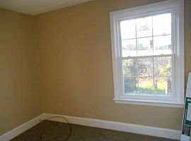 207 Juniper Ave, Alcoa, Tn 37701 3 Beds 2 Baths 1,495 Sqft in Alcoa, TN (Photo 2 of 12)