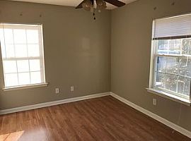 3052 Fendley Ave, Mobile, Al 36606  (747) 444-3766 in Mobile, AL (Photo 4 of 8)