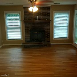 8438 Hogan Dr Se, Huntsville, Al 35802  (747) 444-3766 in Huntsville, AL (Photo 3 of 5)