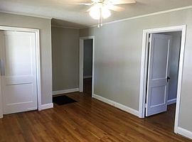  3239 Bagnal Dr, Columbia, Sc 29204 2 Beds 1 Bath 1,100 Sqft in Columbia, SC (Photo 2 of 5)