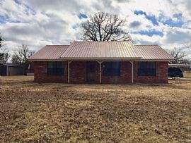 A 3 Bedroom Home Apartment, with 2 Bathroom. in Sumner, TX