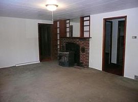 A 4bedrooms Home Apartment, with 1bathrooms in Delaware, OH (Photo 5 of 12)