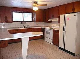 A 4bedrooms Home Apartment, with 1bathrooms in Delaware, OH (Photo 7 of 12)