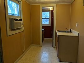 303 Hillcrest Dr, Kirksville, Mo 63501 4 Beds 2.5 Baths 1,425 S in Kirksville, MO (Photo 12 of 12)