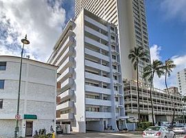3-Bedroom Furnished Condo in The Heart of Waikiki  in Honolulu, HI (Photo 9 of 12)
