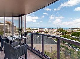 Fully Furnished Executive Unit Located in The One Waterfront To in Honolulu, HI (Photo 6 of 12)