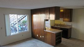 5030 Del Monte Ave, San Diego, Ca 92107 1 Bed 1 Bath 650 Sqft in San Diego, CA (Photo 4 of 6)