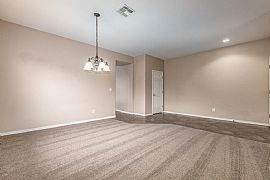 N 26th Dr Phoenix, Az 85085 in Phoenix, AZ (Photo 10 of 11)