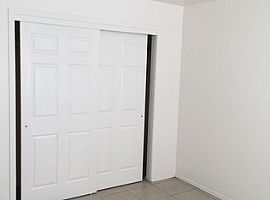 1112 E 31st St, Tucson, Az 85713 2 Beds 1 Bath 775 Sqft in Tucson, AZ (Photo 3 of 6)