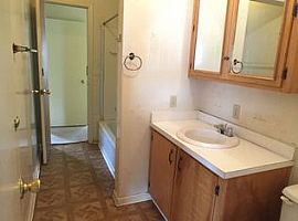 1620 23rd Ave E, Tuscaloosa, Al 35404 4 Beds 2 Baths 1,632 Sqft in Tuscaloosa, AL (Photo 5 of 7)