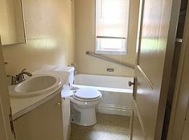 1620 23rd Ave E, Tuscaloosa, Al 35404 4 Beds 2 Baths 1,632 Sqft in Tuscaloosa, AL (Photo 6 of 7)