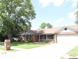 1011 Sandy Springs Rd Nw, Huntsville, Al 35806 in Huntsville, AL