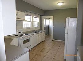 629 10th Ct S, Birmingham, Al 35205 in Birmingham, AL (Photo 5 of 8)