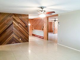 4613 N 80th Dr, Phoenix, Az 85033 in Phoenix, AZ (Photo 11 of 12)