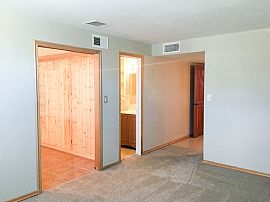 4613 N 80th Dr, Phoenix, Az 85033 in Phoenix, AZ (Photo 3 of 12)