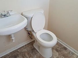 Traditional Ranch Style Home With: 4 Bedrooms, 2 Bathrooms, Liv in Jonesboro, GA (Photo 4 of 7)