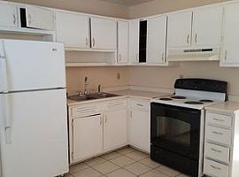 Traditional Ranch Style Home With: 4 Bedrooms, 2 Bathrooms, Liv in Jonesboro, GA (Photo 5 of 7)