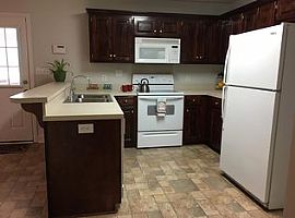 451 River Oaks Dr, Wetumpka, Al 36092 in Wetumpka, AL (Photo 3 of 10)