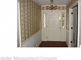 810 Forestdale Ct, Opelika, Al 36801 in Opelika, AL (Photo 2 of 11)