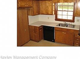 810 Forestdale Ct, Opelika, Al 36801 in Opelika, AL (Photo 6 of 11)