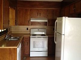 1802 Pauline Dr, Oxford, Al 36203 in Oxford, AL (Photo 2 of 7)