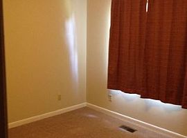 1802 Pauline Dr, Oxford, Al 36203 in Oxford, AL (Photo 4 of 7)