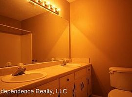 13921 Wyandotte Dr Sw, Huntsville, Al 35803 in Huntsville, AL (Photo 2 of 10)