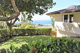 A 4 Bedroom in a Serene Area in Honolulu, HI (Photo 2 of 12)