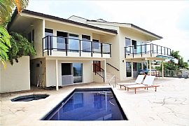 A 4 Bedroom in a Serene Area in Honolulu, HI (Photo 5 of 12)