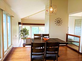 A 4 Bedroom in a Serene Area in Honolulu, HI (Photo 6 of 12)