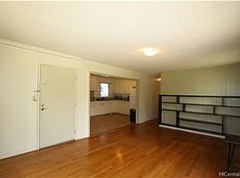 A 3 Bed Home in a Serene Enviroment in Honolulu, HI (Photo 3 of 12)