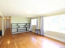 A 3 Bed Home in a Serene Enviroment in Honolulu, HI (Photo 5 of 12)