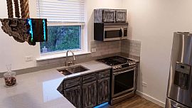 3263 W Wabansia Ave Apt 3, Chicago, Il in Chicago, IL (Photo 6 of 12)