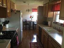 9600 Oakdale Rd, Cleveland, Oh 44129 2 Beds 1 Bath - Sqft 1,250 in Cleveland, OH (Photo 9 of 11)