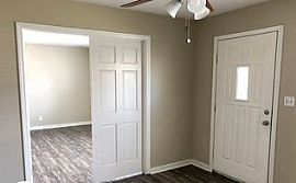  3213 Penhurst Dr, Louisville, Ky 40216 3 Beds 2 Baths 1,856 Sq in Louisville, KY (Photo 4 of 4)