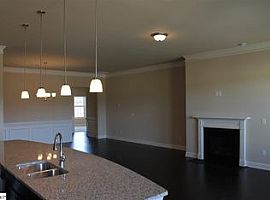 380 Meadowpark Ln, Duncan, Sc 29334 3 Beds 2 Baths in Duncan, SC (Photo 4 of 4)