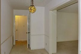  782 Old Mill Rd, Chapel Hill, Nc 27514 3 Beds 2 Baths 2,000 Sq in Chapel Hill, NC (Photo 3 of 4)