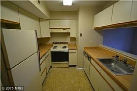 1702 Mount Washington Ct Unit A, Baltimore, Md 21209 2 Beds 2 B in Baltimore, MD (Photo 5 of 10)