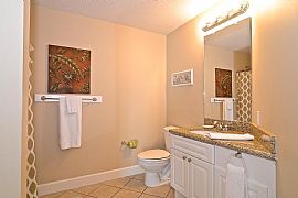 Seawind 1304 Condo in Gulf Shores, AL (Photo 9 of 12)