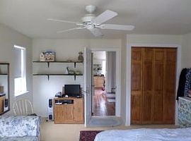 A 3 Bedroom Home Apartment, with 2 Bathroom. in Ashland, OR (Photo 10 of 12)