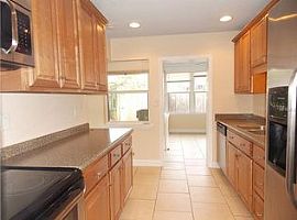 1803 32nd St W, Bradenton, Fl 34205 3 Beds 1.5 Baths 1,142 Sqft in Bradenton, FL (Photo 2 of 9)