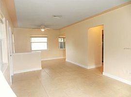 1803 32nd St W, Bradenton, Fl 34205 3 Beds 1.5 Baths 1,142 Sqft in Bradenton, FL (Photo 5 of 9)