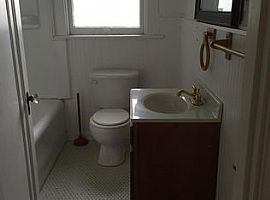 1736 Harold Ave, Louisville, Ky 40210 3 Beds 1 Bath 1,500 Sqft in Louisville, KY (Photo 1 of 8)