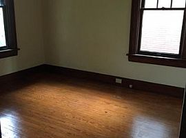 1736 Harold Ave, Louisville, Ky 40210 3 Beds 1 Bath 1,500 Sqft in Louisville, KY (Photo 7 of 8)