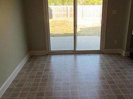 1006 Ponderosa Pl, Jacksonville, Nc 28546 3 Beds 2 Baths 1,327  in Jacksonville, NC (Photo 8 of 9)