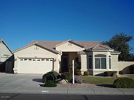 60 E Betsy Ln, Gilbert, Az 85296 in Gilbert, AZ