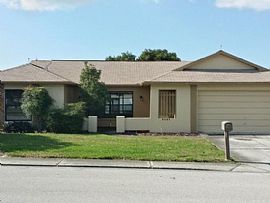 9403 Lake Chrise Ln, Pt Richey, Fl 34668 in Port Richey, FL